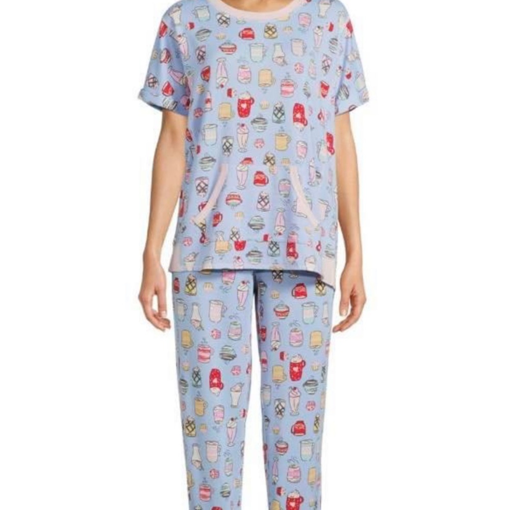 Pajama Top, Joggers and Makeup Bag/Large